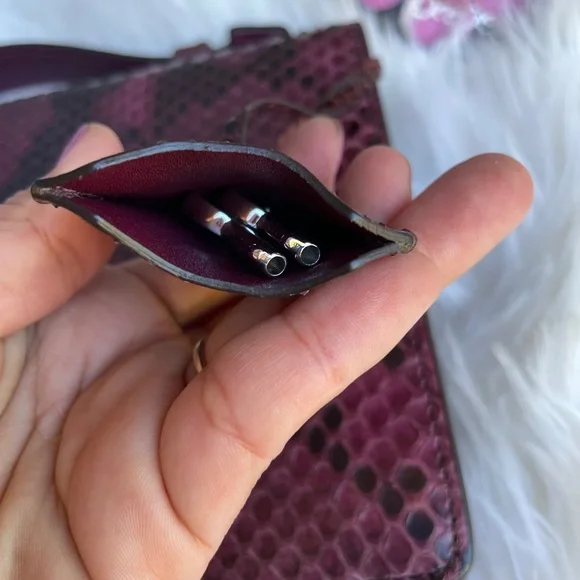 Rare GUCCI Python Small Lady Lock Clutch - Picture 13 of 17